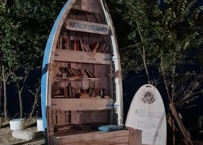 Apartment Lazur By The Sea